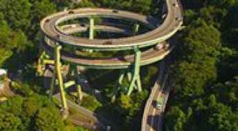 Kawazu-Nanadaru Loop Bridge