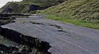 Old Mam Tor road