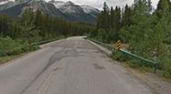 Maligne Lake