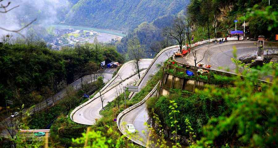 Aizhai Winding Road