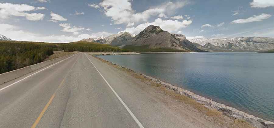 Lake Minnewanka Scenic Drive