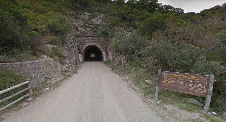 Camino de Los Túneles