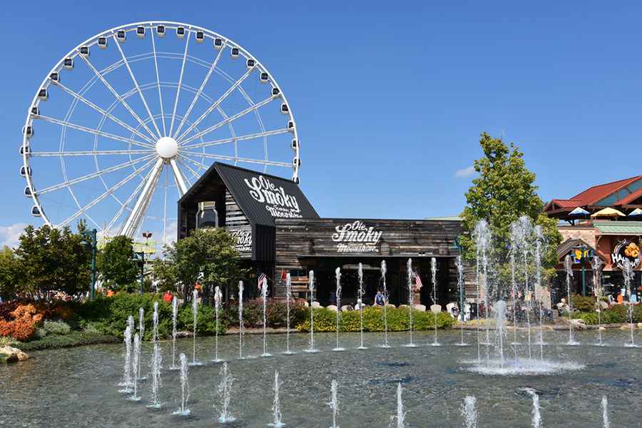 Eight Tips to Enjoy Your Long Weekend Getaway to Pigeon Forge