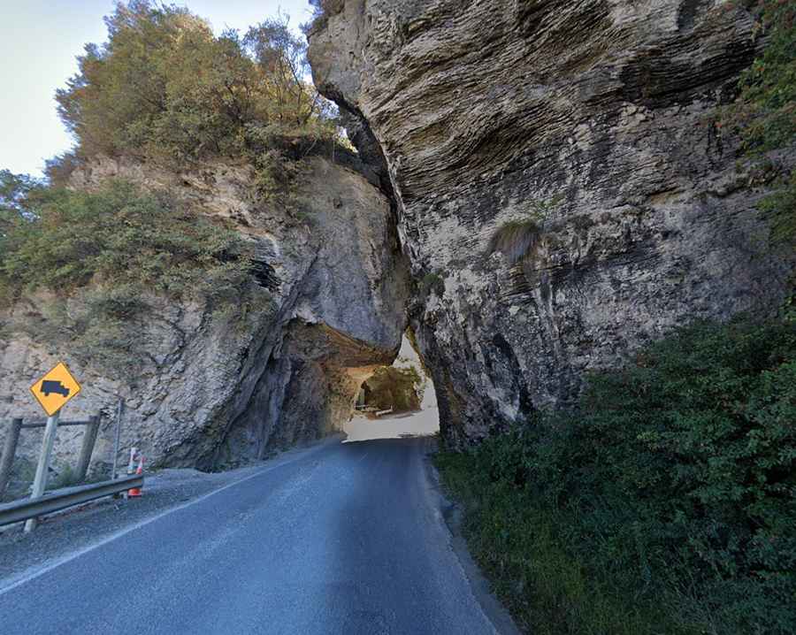 Pohara Natural Bridge