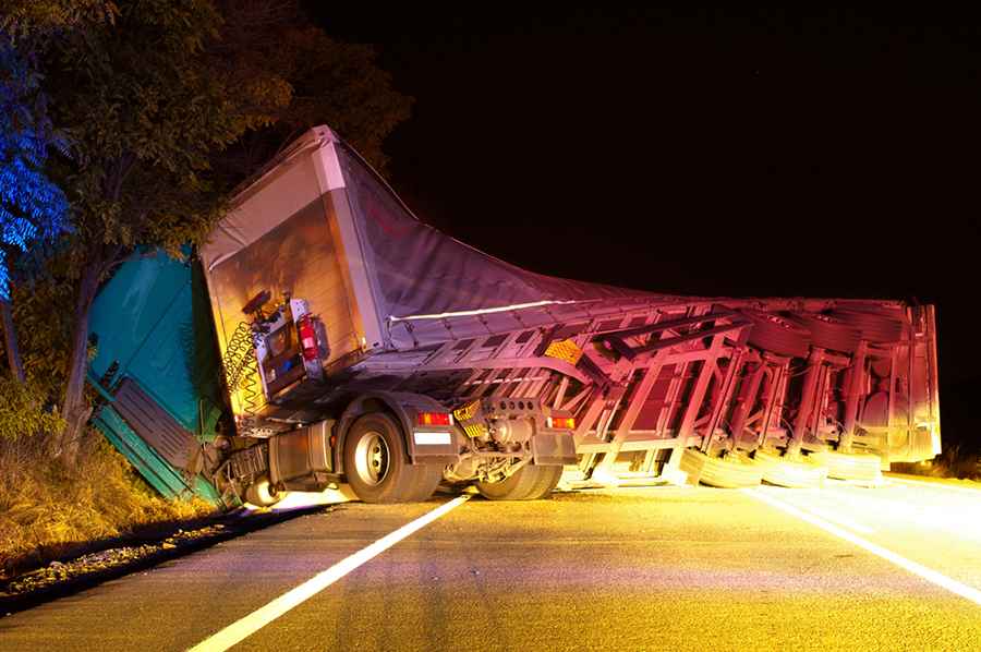 Truck Accident Lawyers: How They’re Different from the Average Personal Injury Attorney