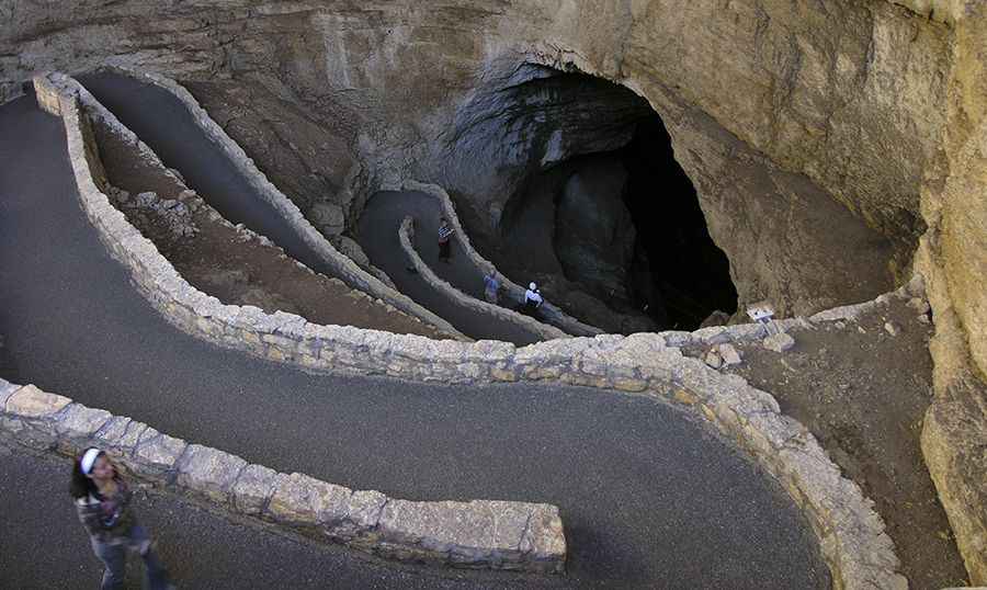 Carlsbad Caverns switchbacks