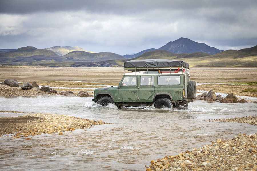 How to Cross Rivers in Iceland with a 4x4