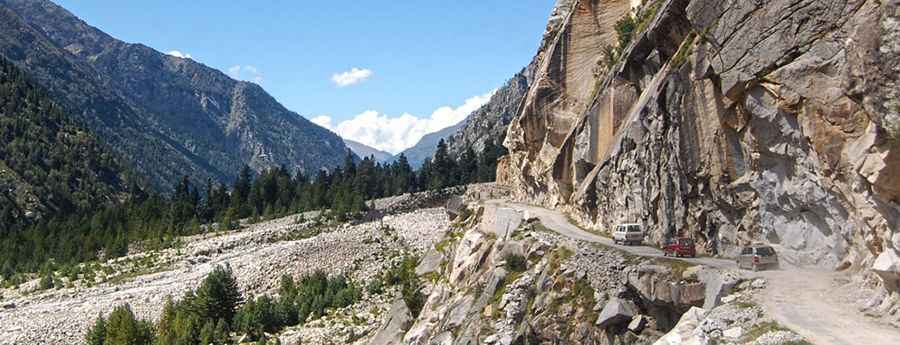 Karcham-Chitkul road