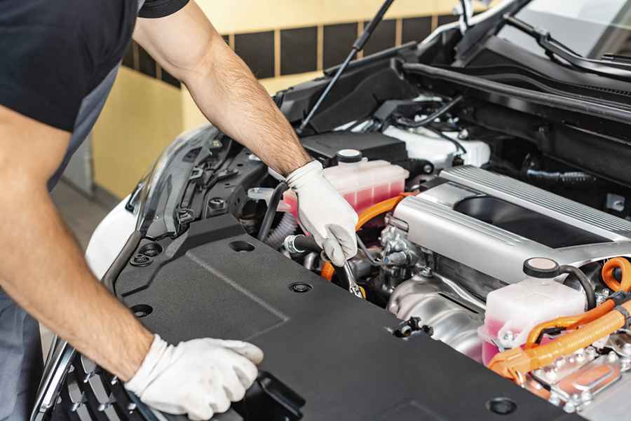 Understanding the Essential Engine Parts of Your Car