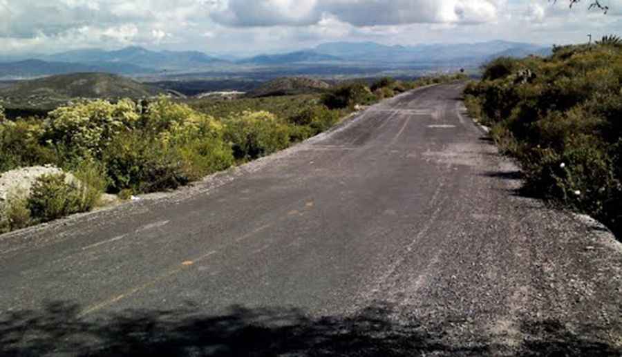 Carretera a La Lagunita