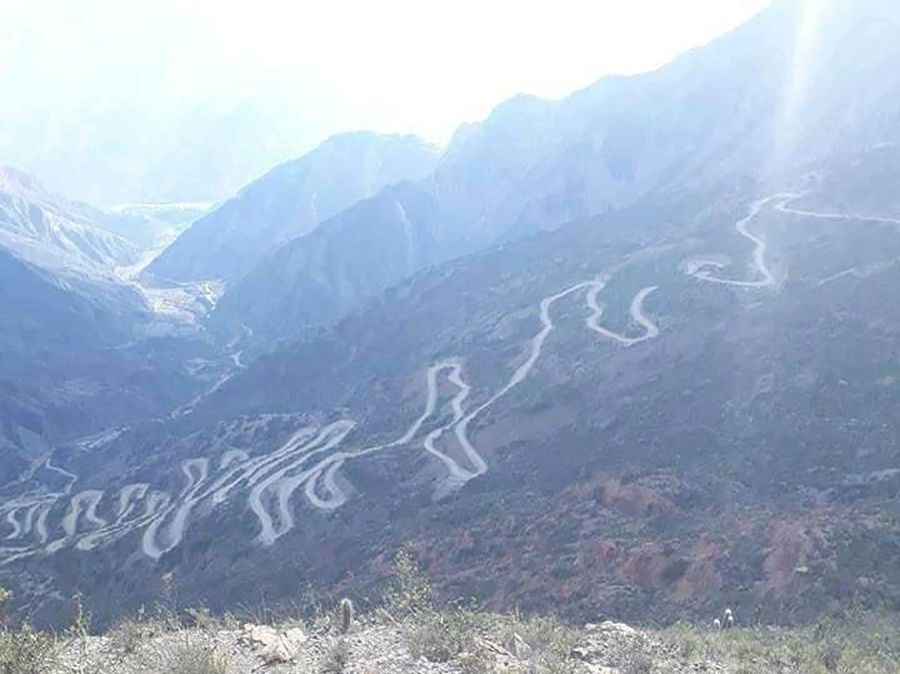 Luribay winding road