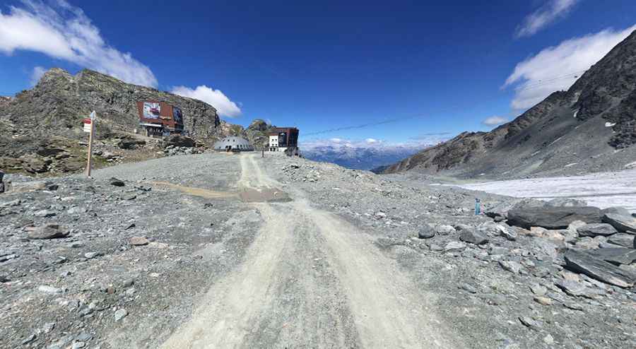 Col des Gentianes