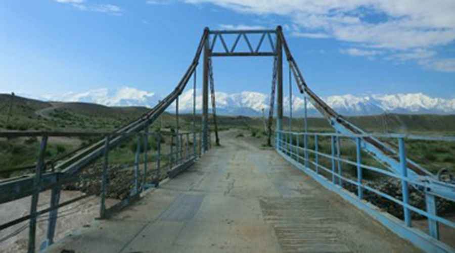 Kyzyl-suu River Bridge