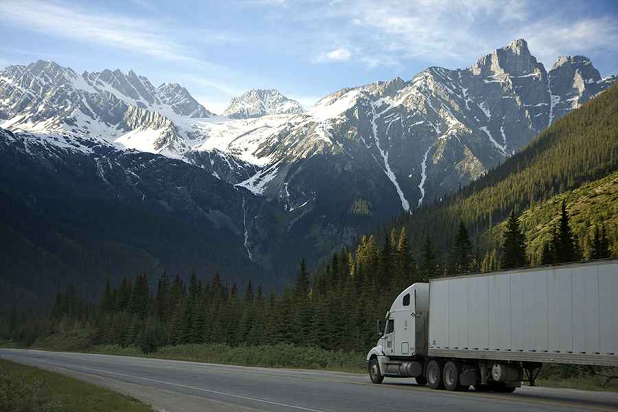 Long Distance Moving: Tips for Staying Safe on Long Trips