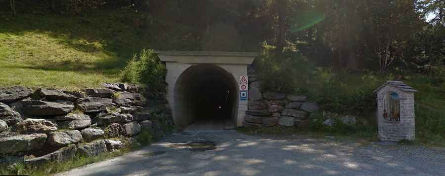 Lago di Luzzone tunnel