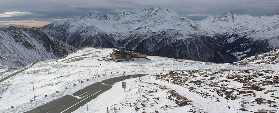 12 Scenic Alpine Roads in Austria