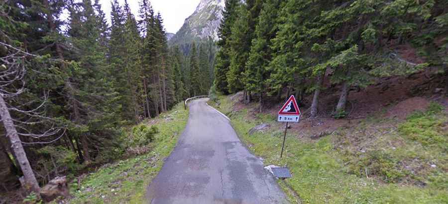 Passo Avanza da Pierabech