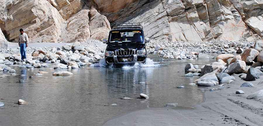 Nubra Valley-Pangong Tso Road