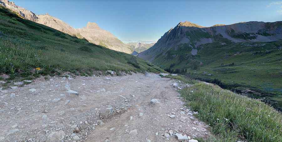 Yankee Boy Basin Road