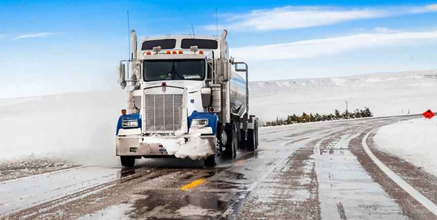 Truckers: Avoid the 5 Most Dangerous Roads in the United States