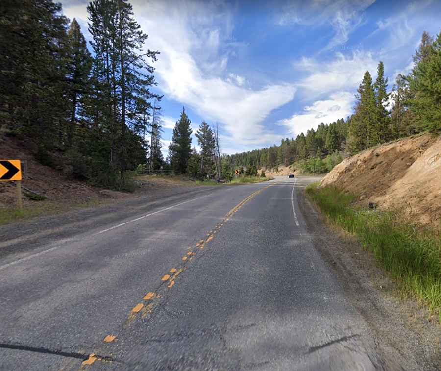 Pipestone Pass