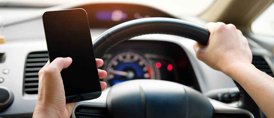 How To Reduce Your Risks Of Distracted Driving in the USA